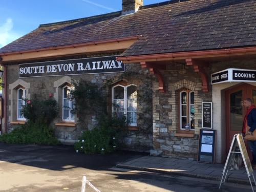 South Devon Railway - Steam Railway Journey between Buckfastleigh and Totnes 